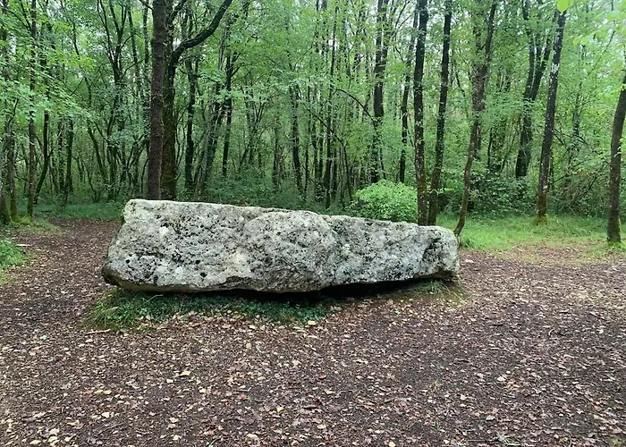 Self Contained In Apartment *